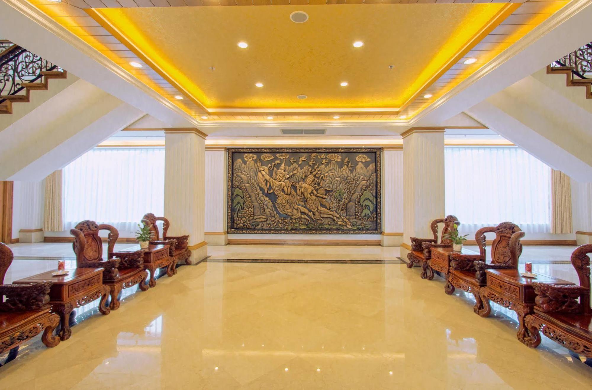 Golden Hotel Mandalay Extérieur photo